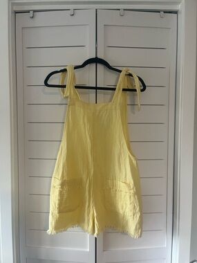 Billabong Soft Pale Yellow Gauze romper